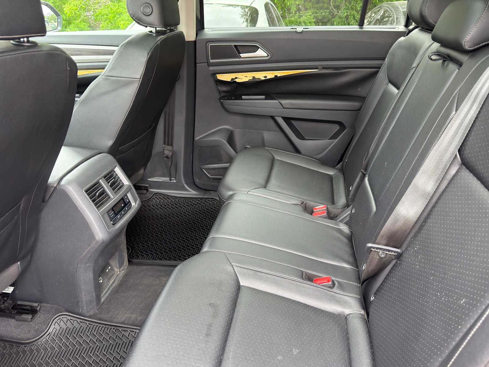 Thumbnail: 2019 Volkswagen Atlas - 22