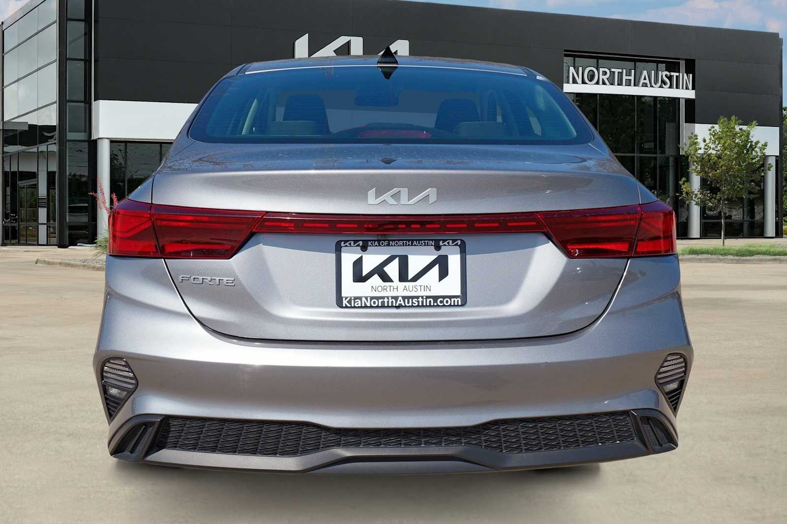 Thumbnail: 2024 Kia Forte - 29