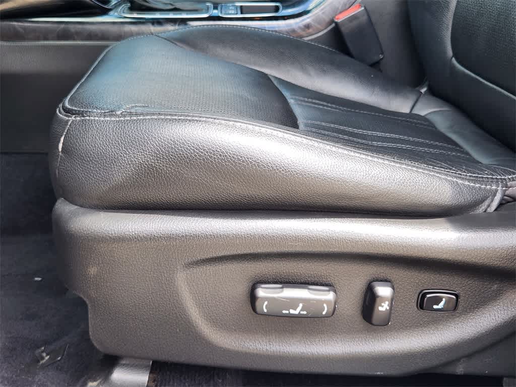 Thumbnail: 2014 Kia Sorento - 24