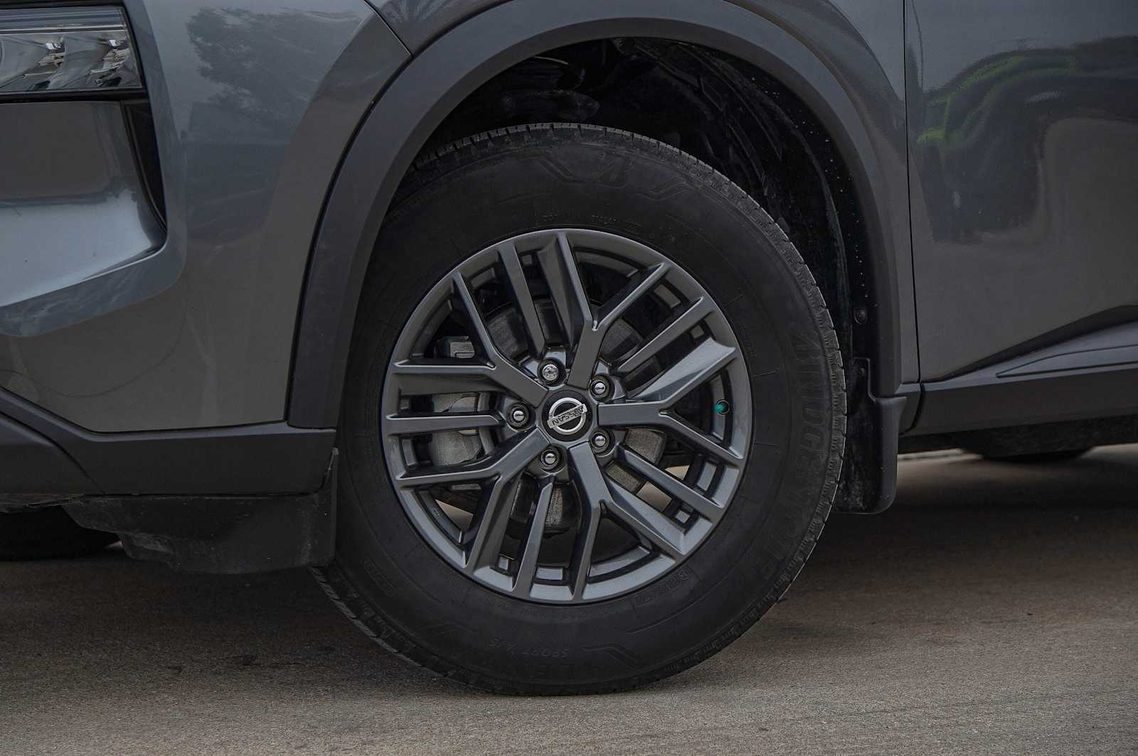 Thumbnail: 2021 Nissan Rogue - 2