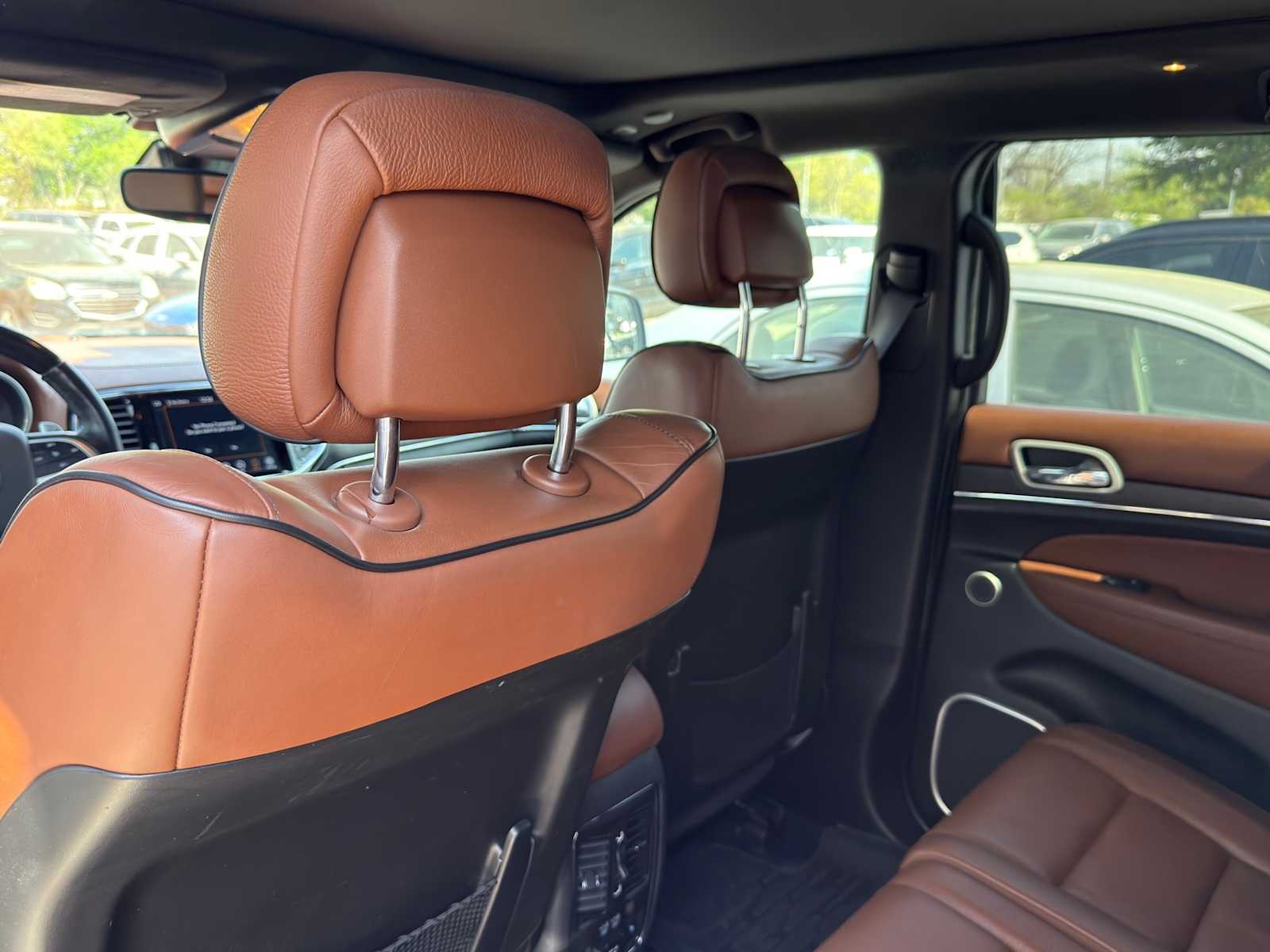 Thumbnail: 2020 Jeep Grand Cherokee - 24