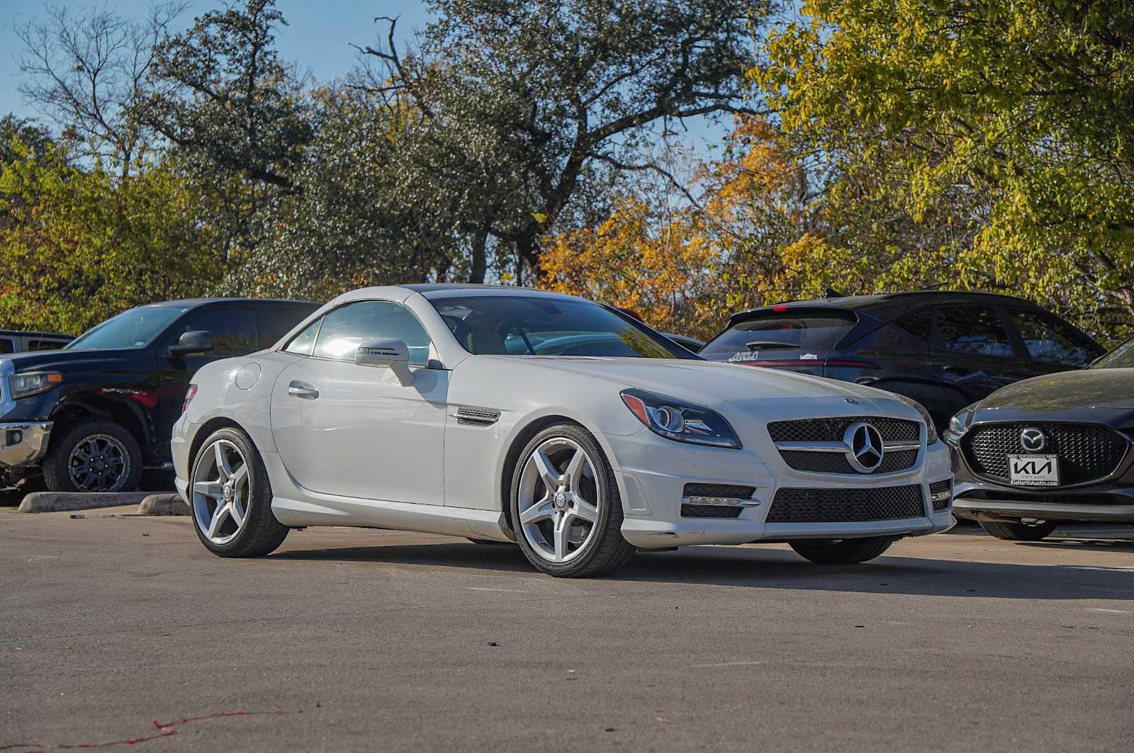 Thumbnail: 2015 Mercedes-Benz SLK - 8