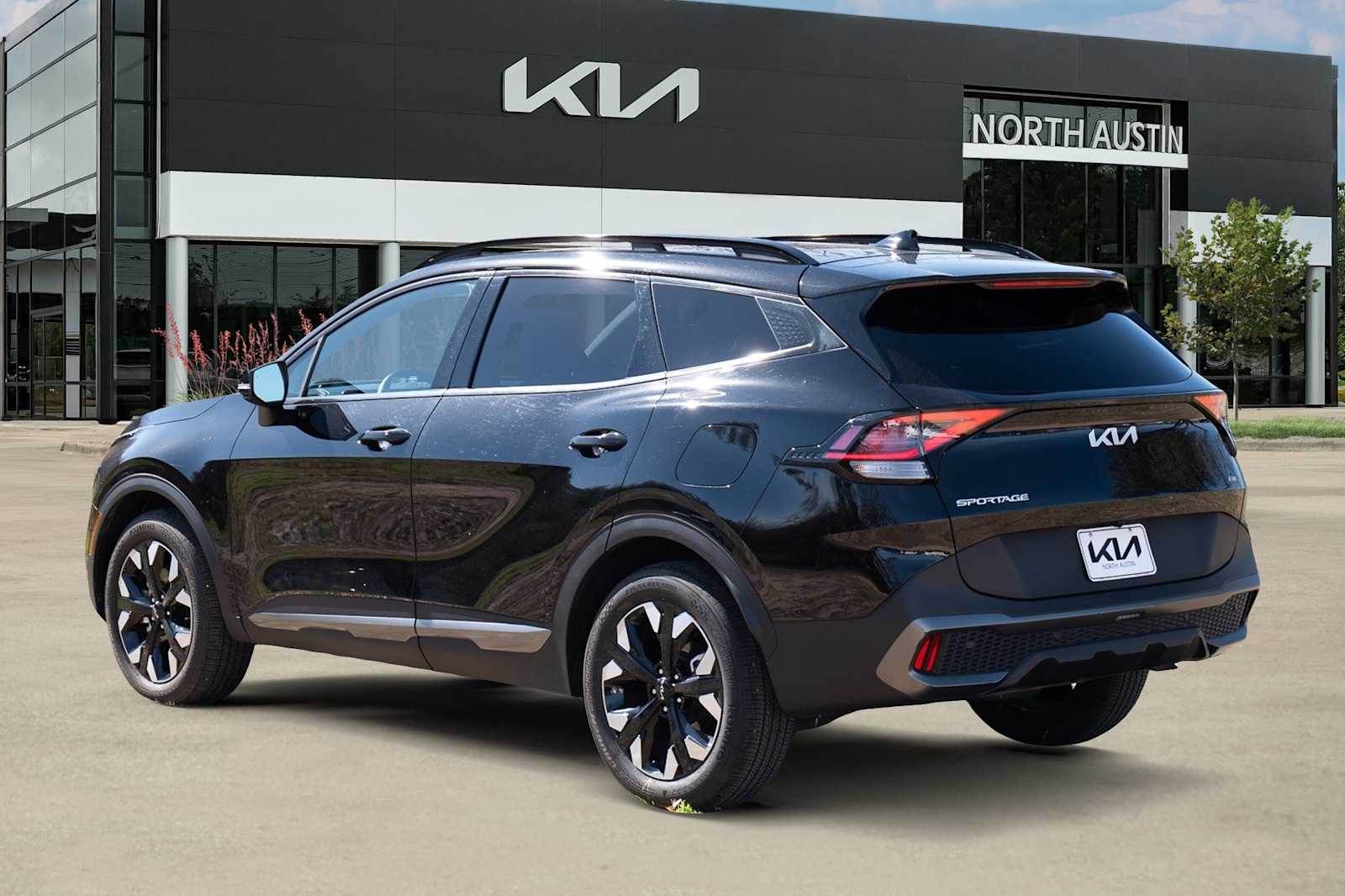 Thumbnail: 2023 Kia Sportage - 5