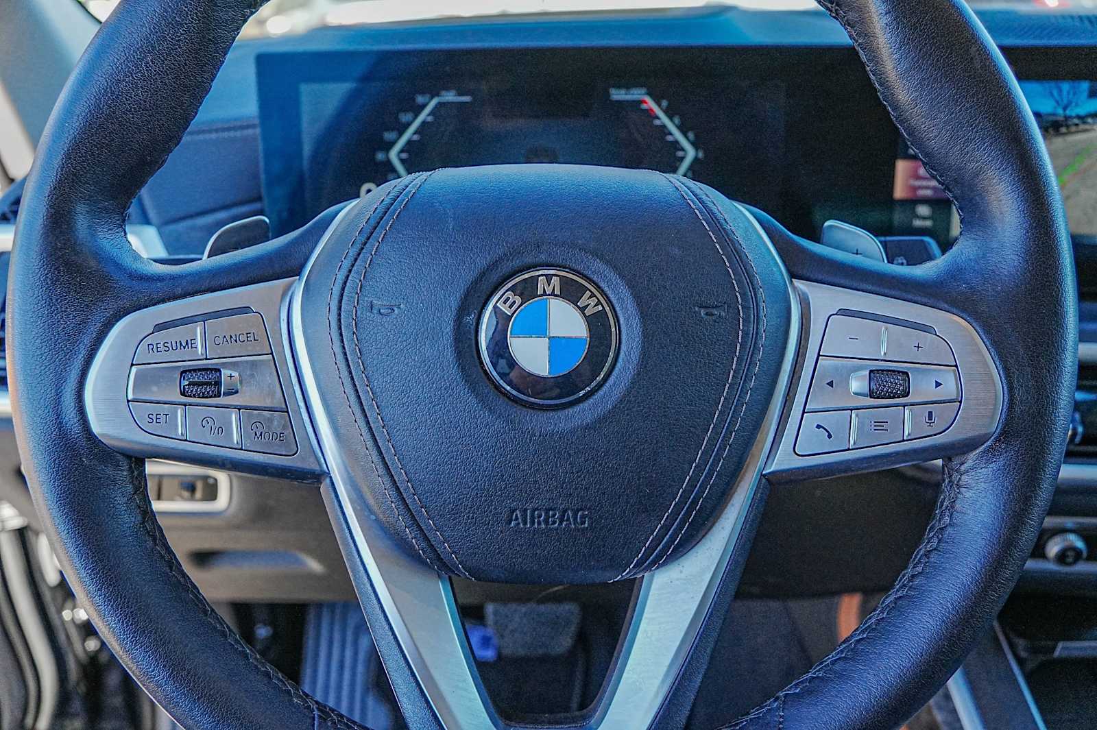 Thumbnail: 2023 BMW X7 - 14