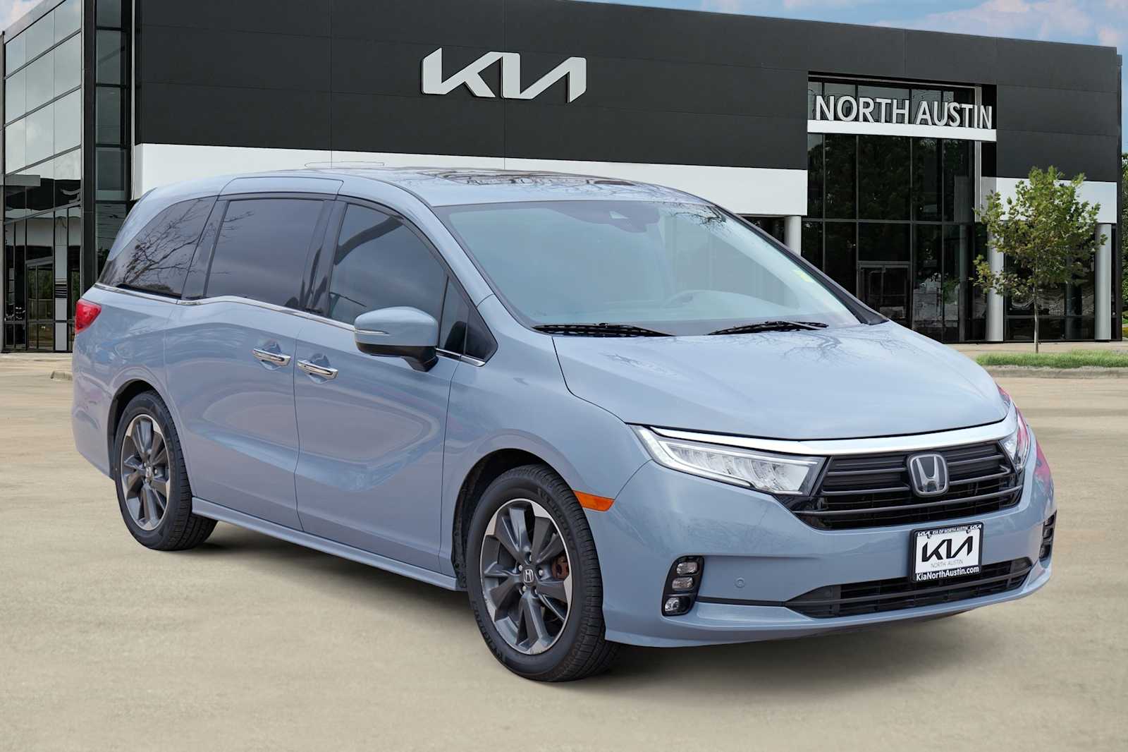 Thumbnail: 2023 Honda Odyssey - 8