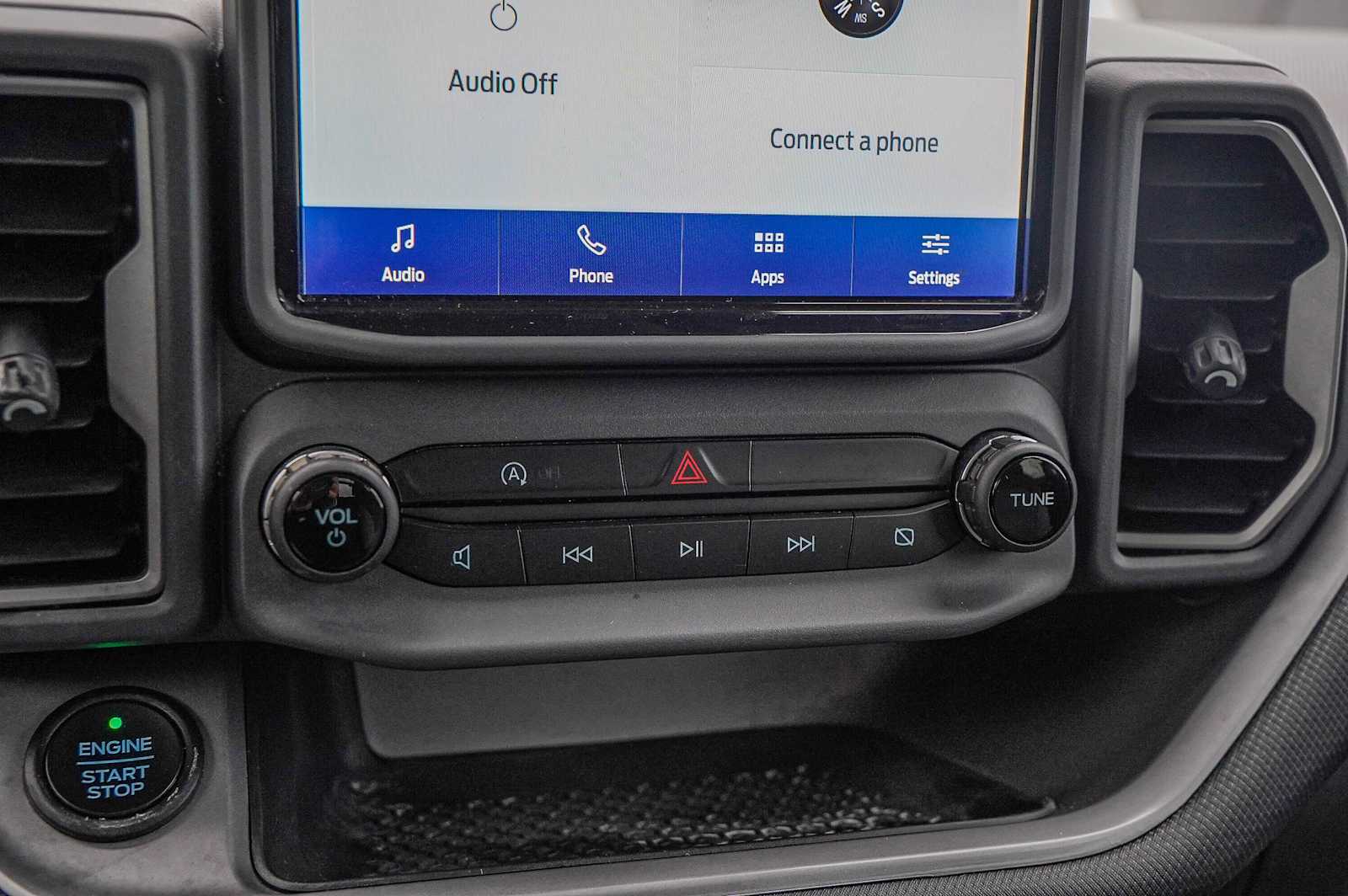 Thumbnail: 2021 Ford Bronco Sport - 18