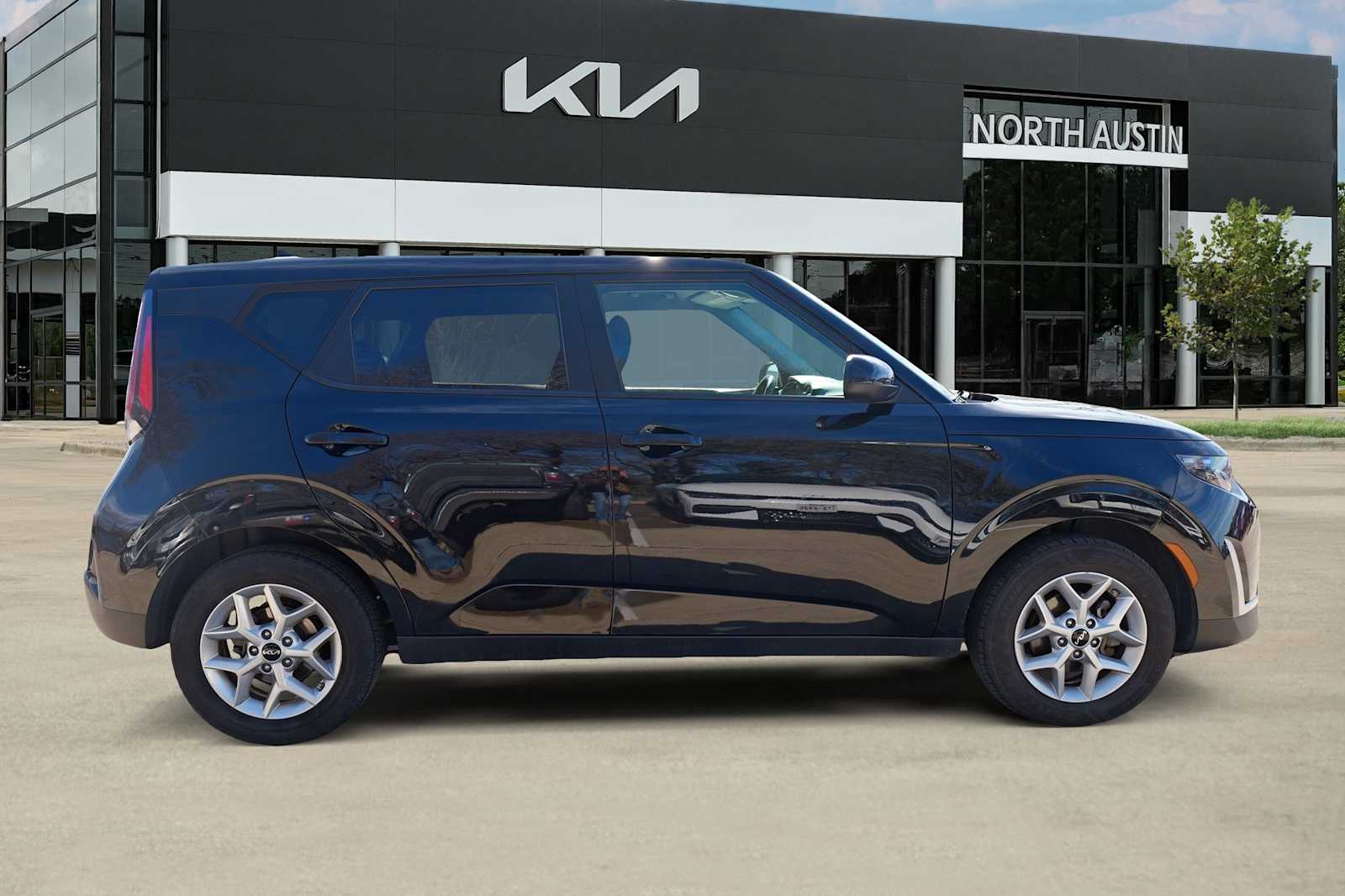 Thumbnail: 2024 Kia Soul - 7