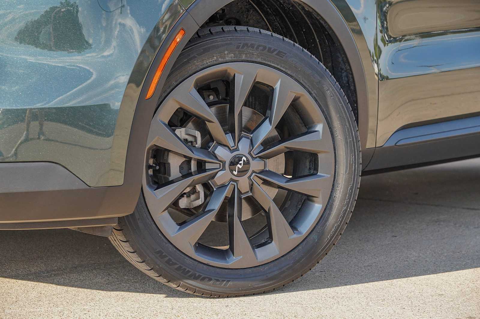 2023 Kia Sorento X-Line SX Prestige photo 2
