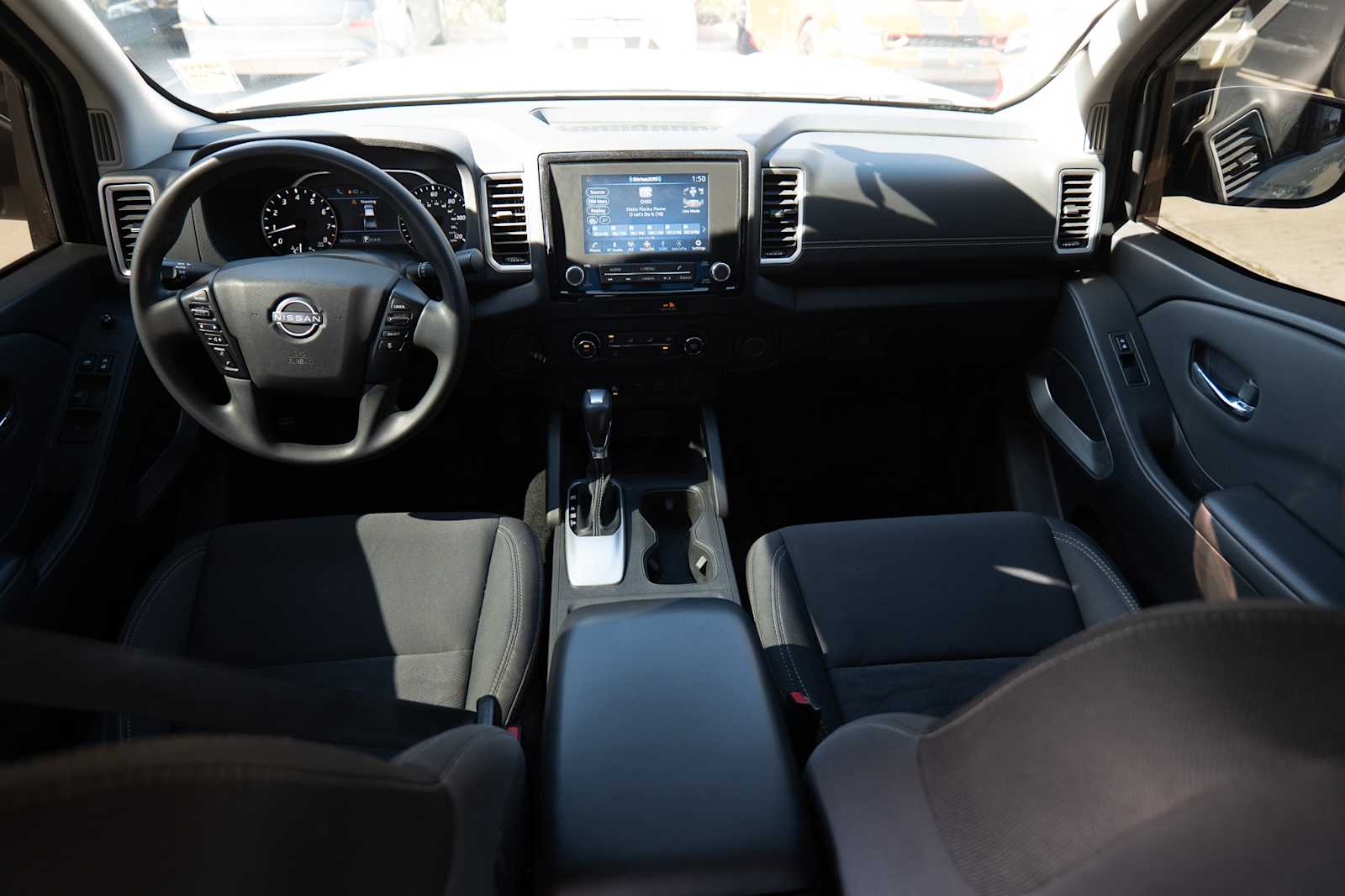 Thumbnail: 2022 Nissan Frontier - 26