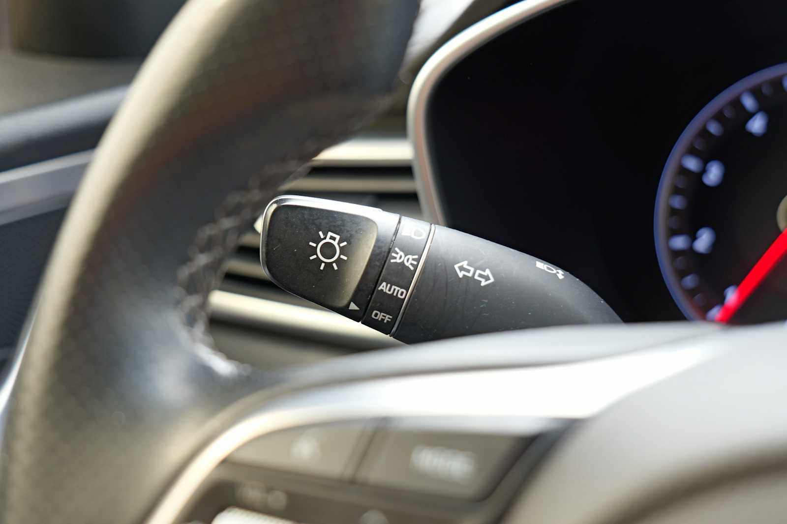 Thumbnail: 2021 Genesis G70 - 18