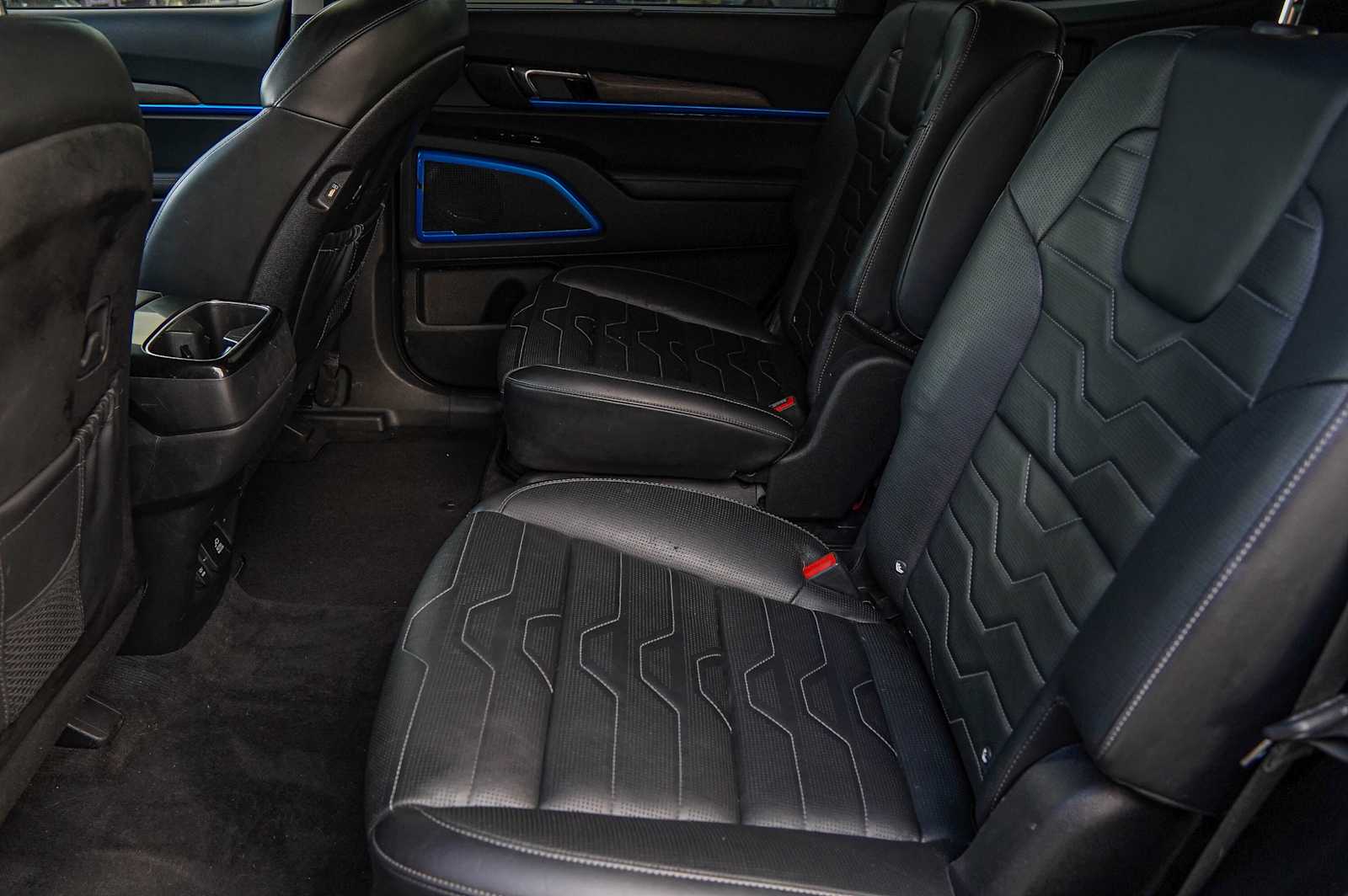 Thumbnail: 2022 Kia Telluride - 31