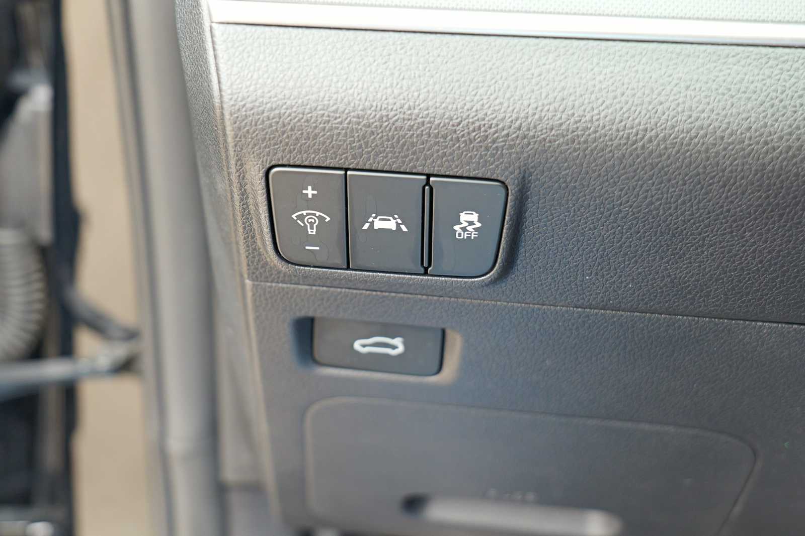 Thumbnail: 2024 Kia K5 - 19