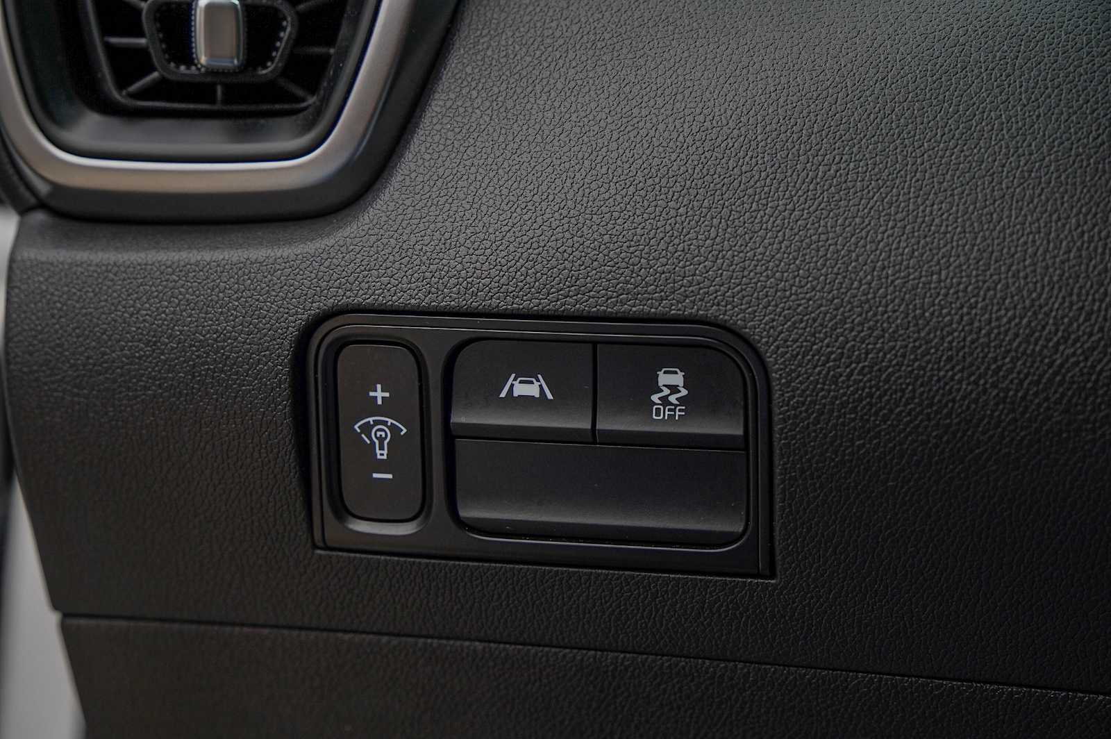 Thumbnail: 2023 Kia Sorento - 22