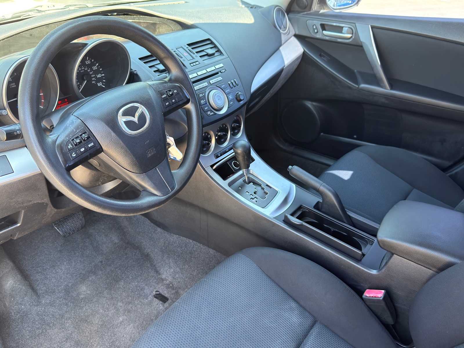 Thumbnail: 2011 Mazda Mazda3 - 7