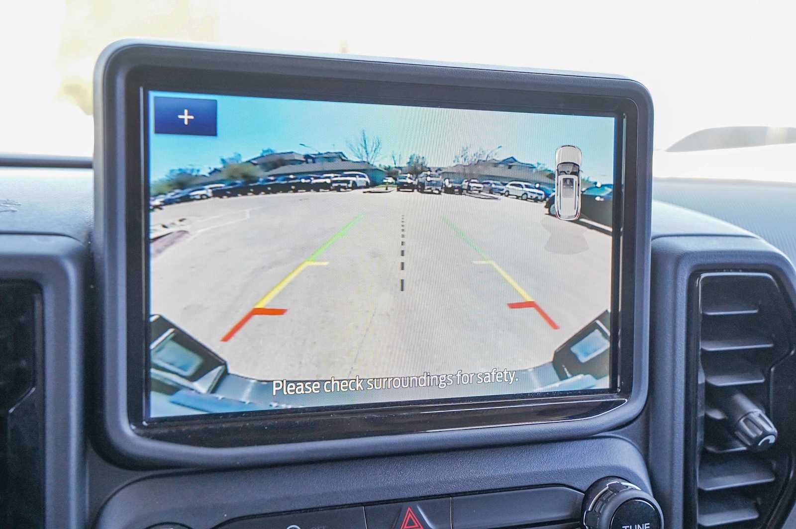 Thumbnail: 2022 Ford Bronco Sport - 17