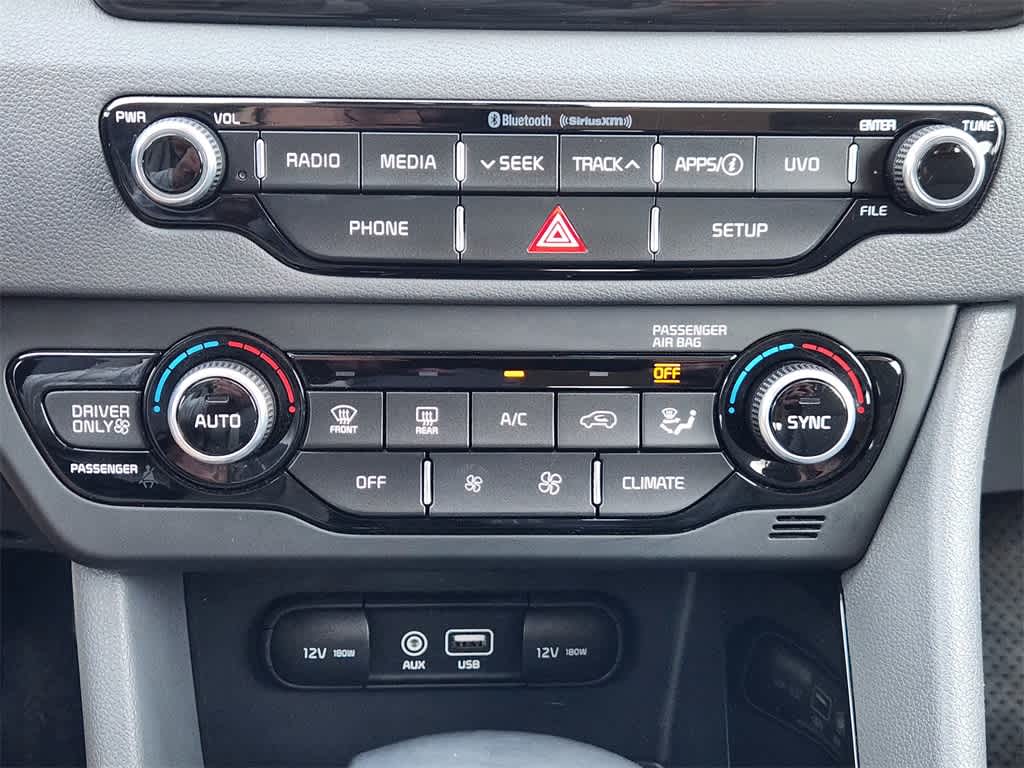 Thumbnail: 2019 Kia Niro - 18