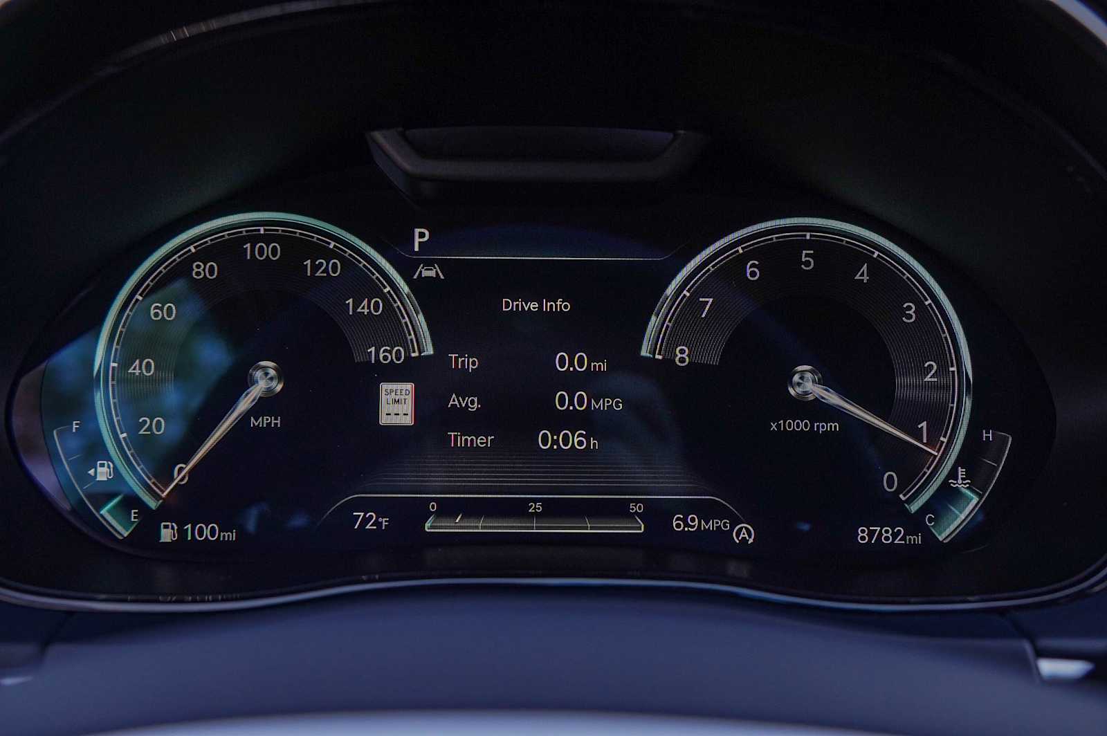 Thumbnail: 2023 Genesis GV70 - 16