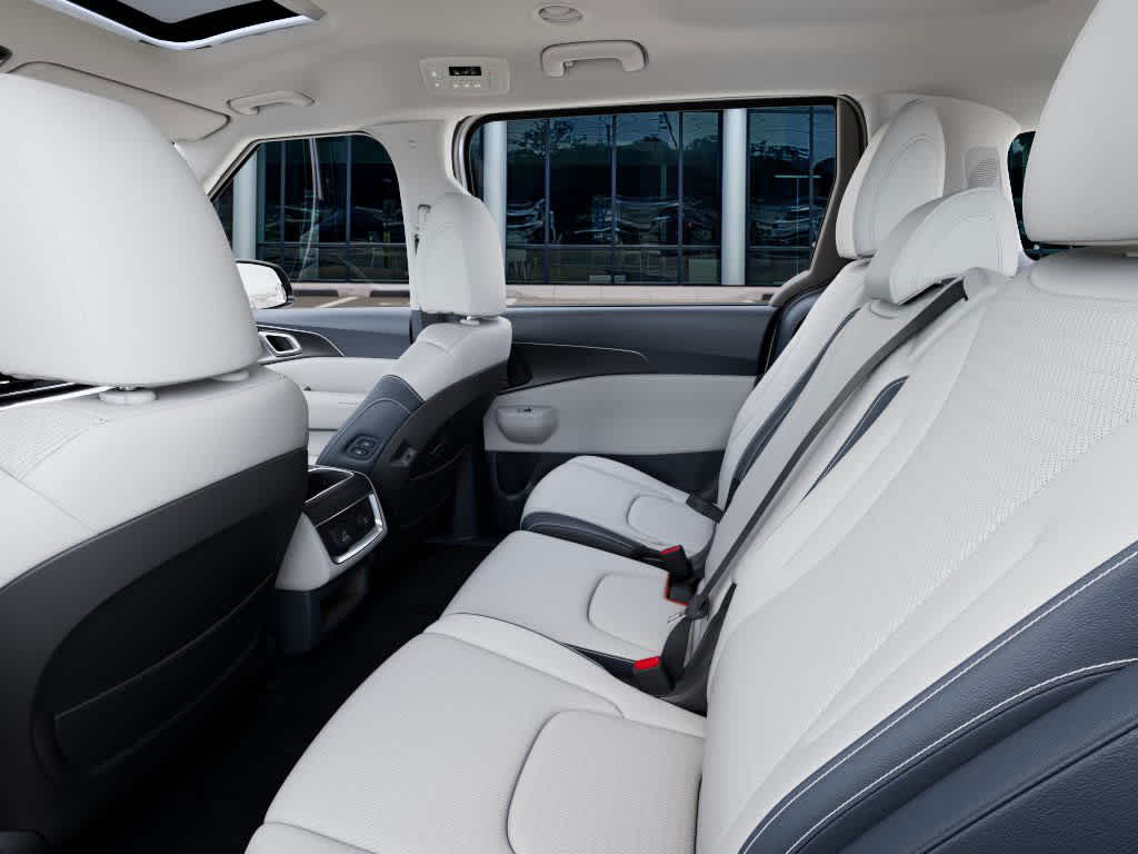 Thumbnail: 2026 Kia Carnival - 18