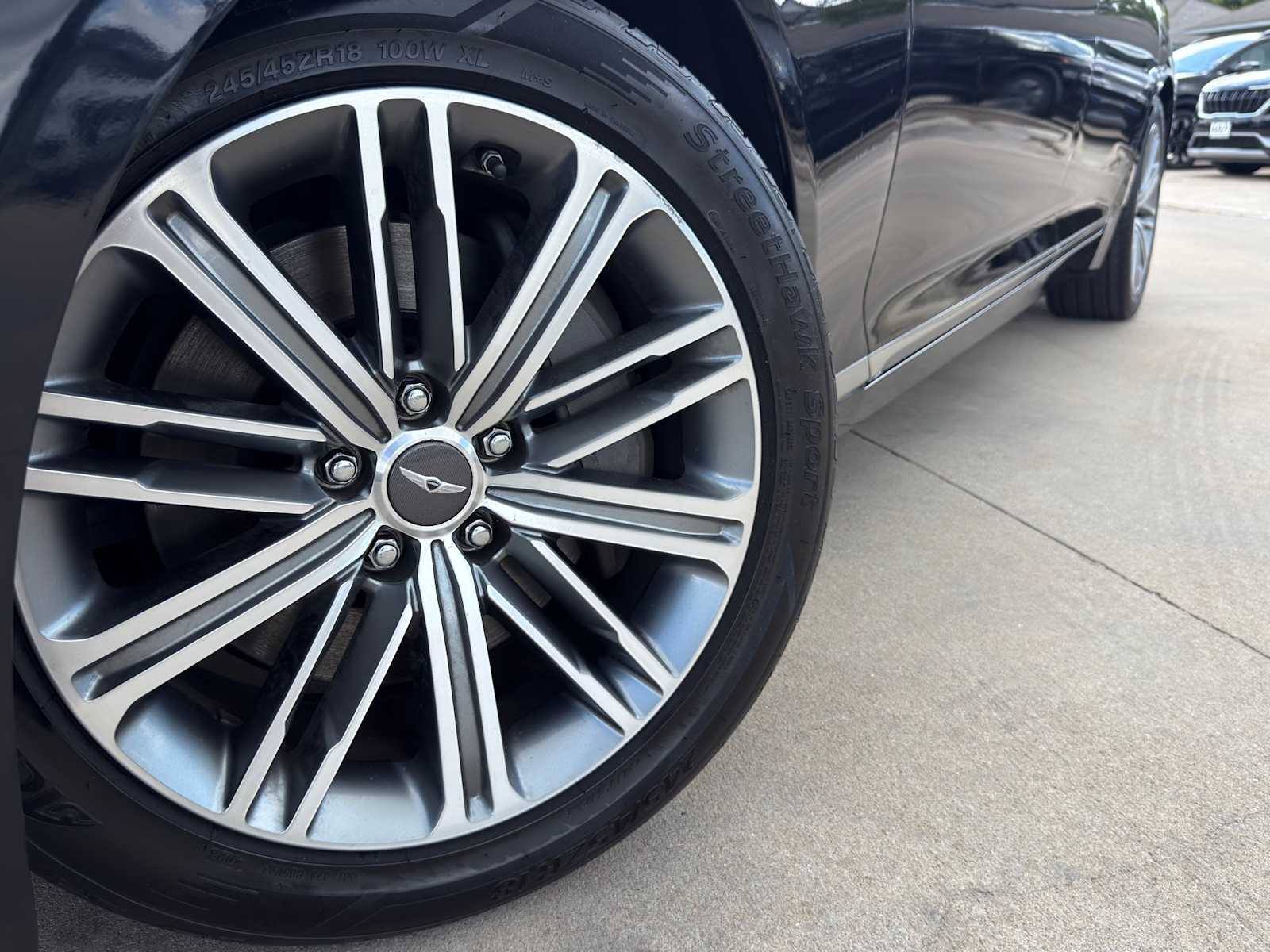 Thumbnail: 2020 Genesis G80 - 2