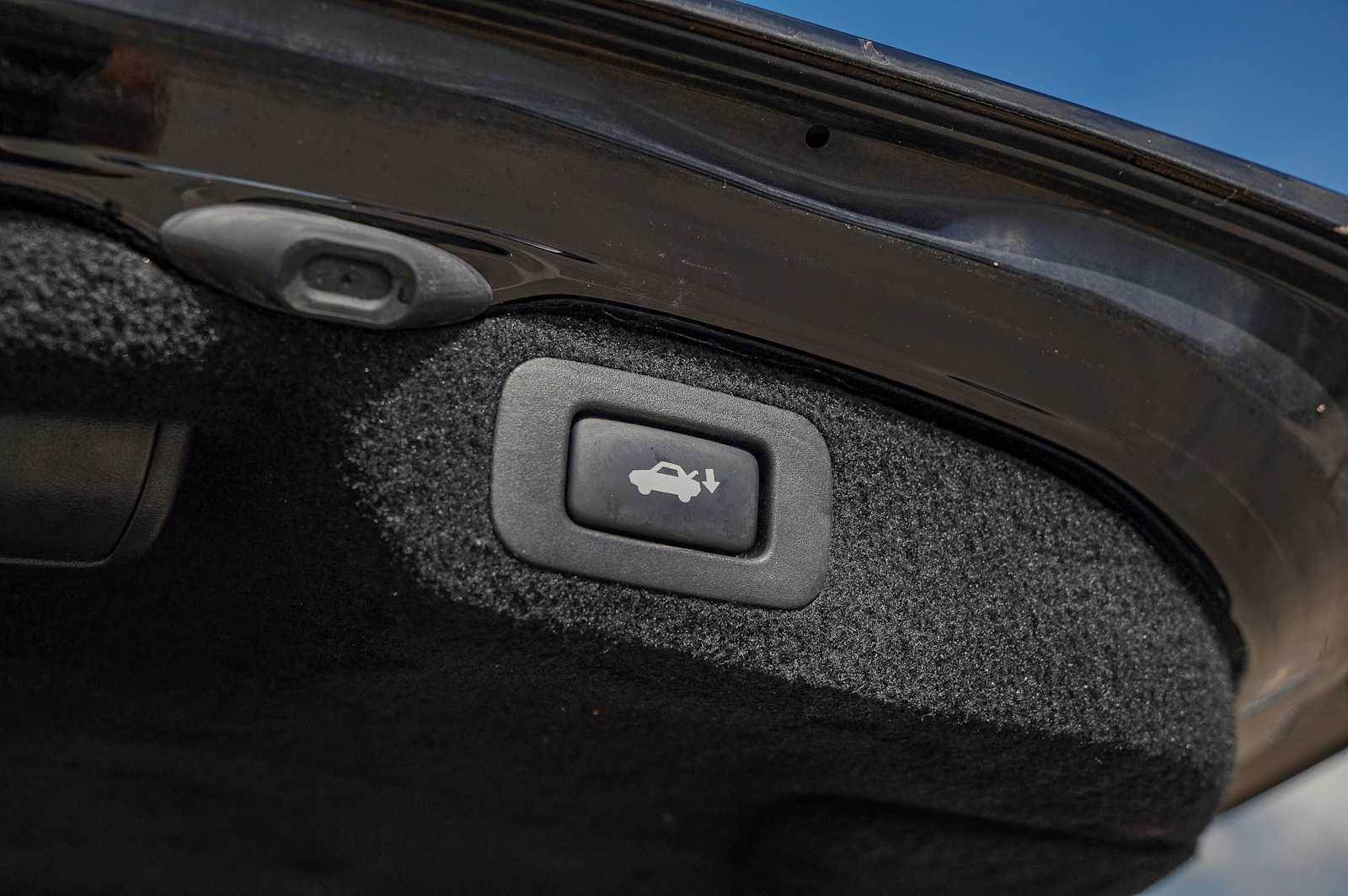 Thumbnail: 2012 Lexus LS - 35