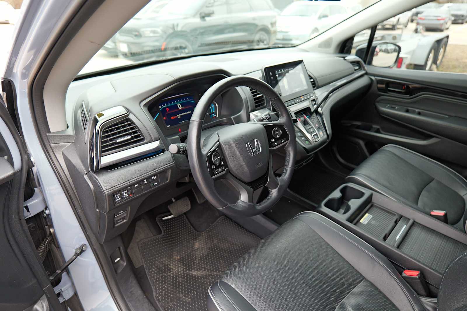 Thumbnail: 2023 Honda Odyssey - 9