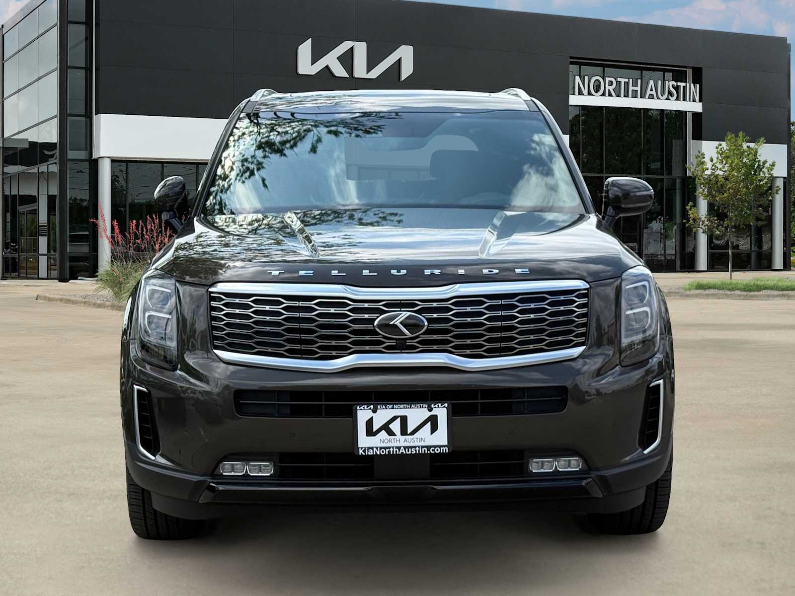 Thumbnail: 2020 Kia Telluride - 3