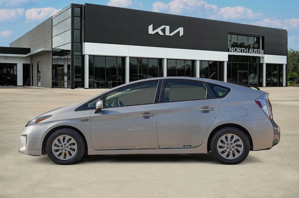 Used 2014 Toyota Prius Plug-in Plug-in Hatchback