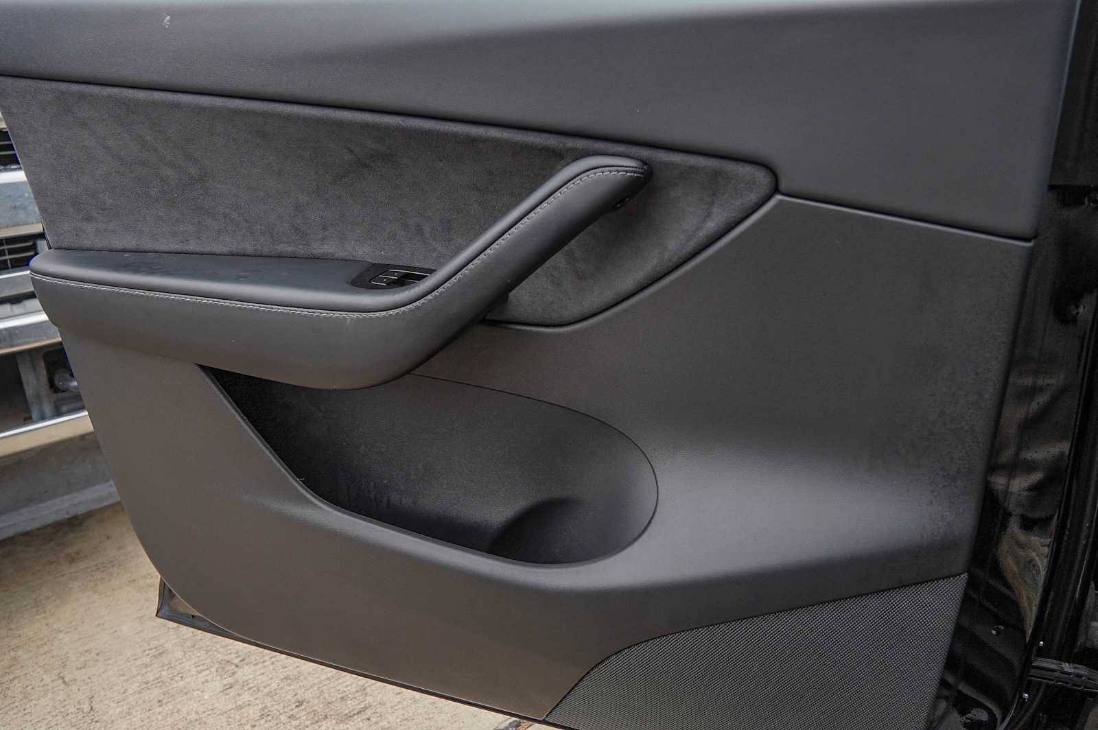 Thumbnail: 2021 Tesla Model Y - 19