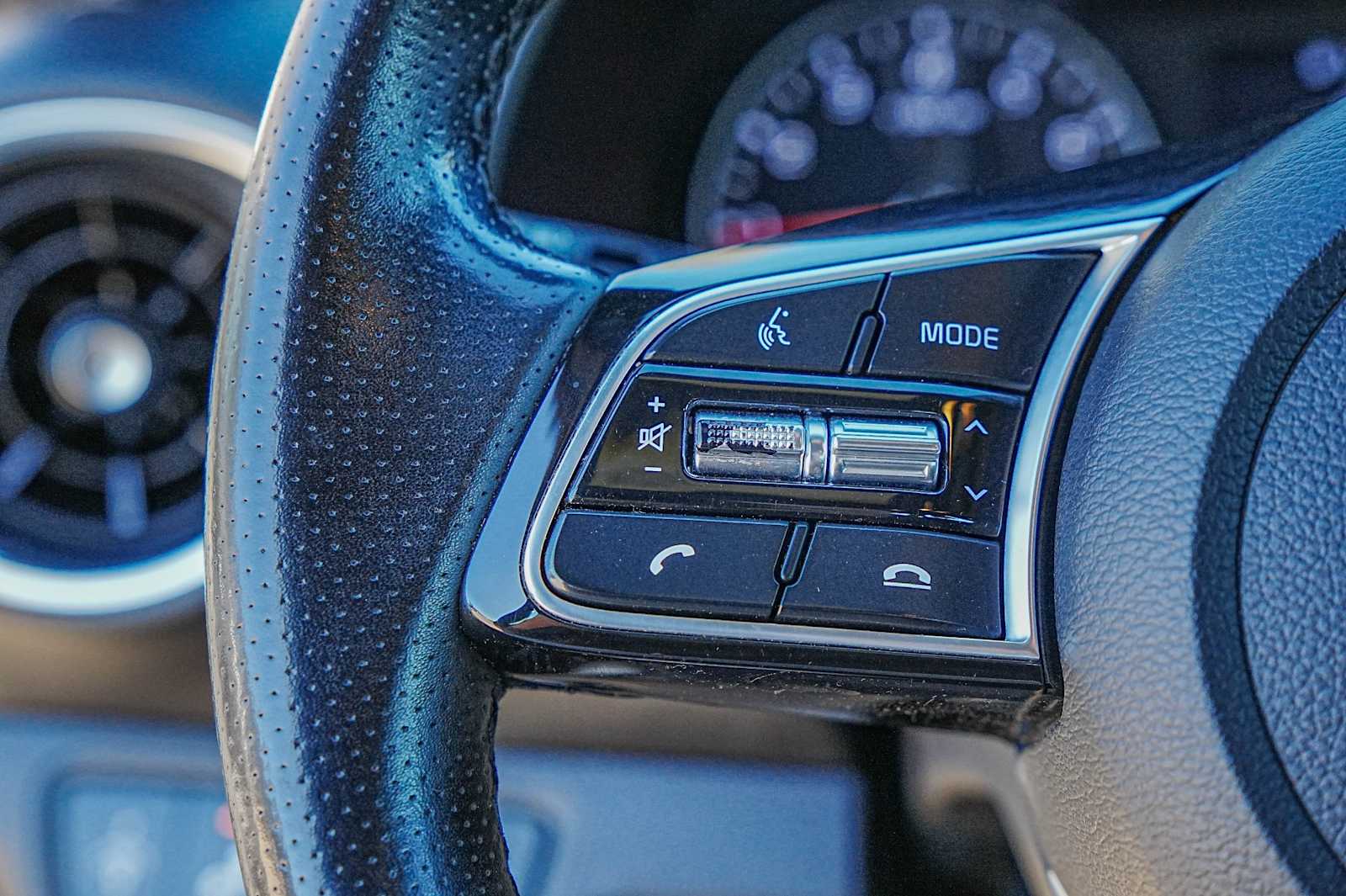 Thumbnail: 2021 Kia Forte - 14