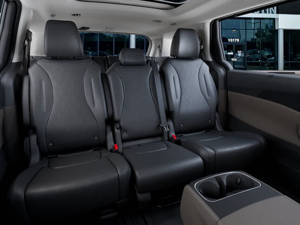 Thumbnail: 2026 Kia Carnival - 16