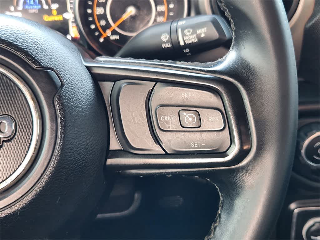 Thumbnail: 2021 Jeep Wrangler - 27