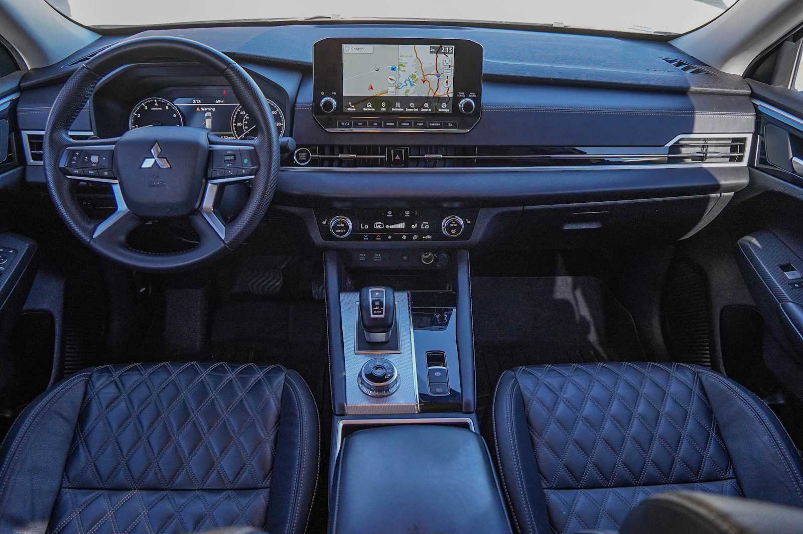 Thumbnail: 2022 Mitsubishi Outlander - 26