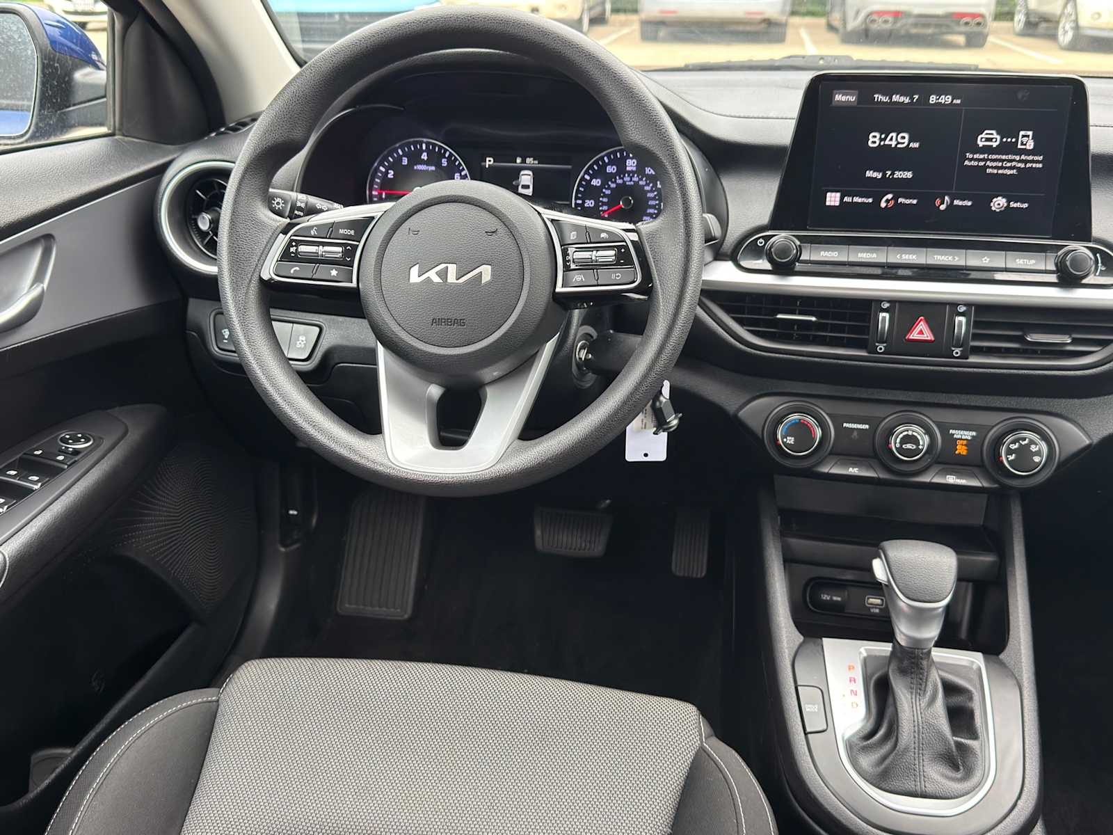 Thumbnail: 2023 Kia Forte - 25