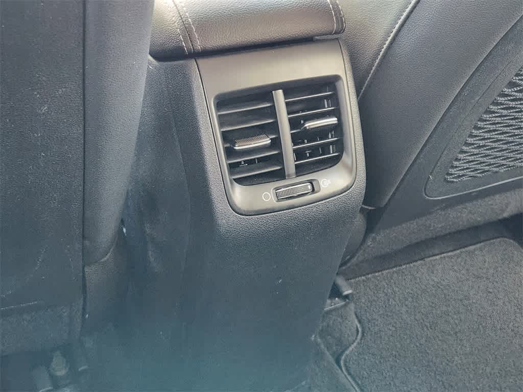 Thumbnail: 2019 Kia Niro - 29