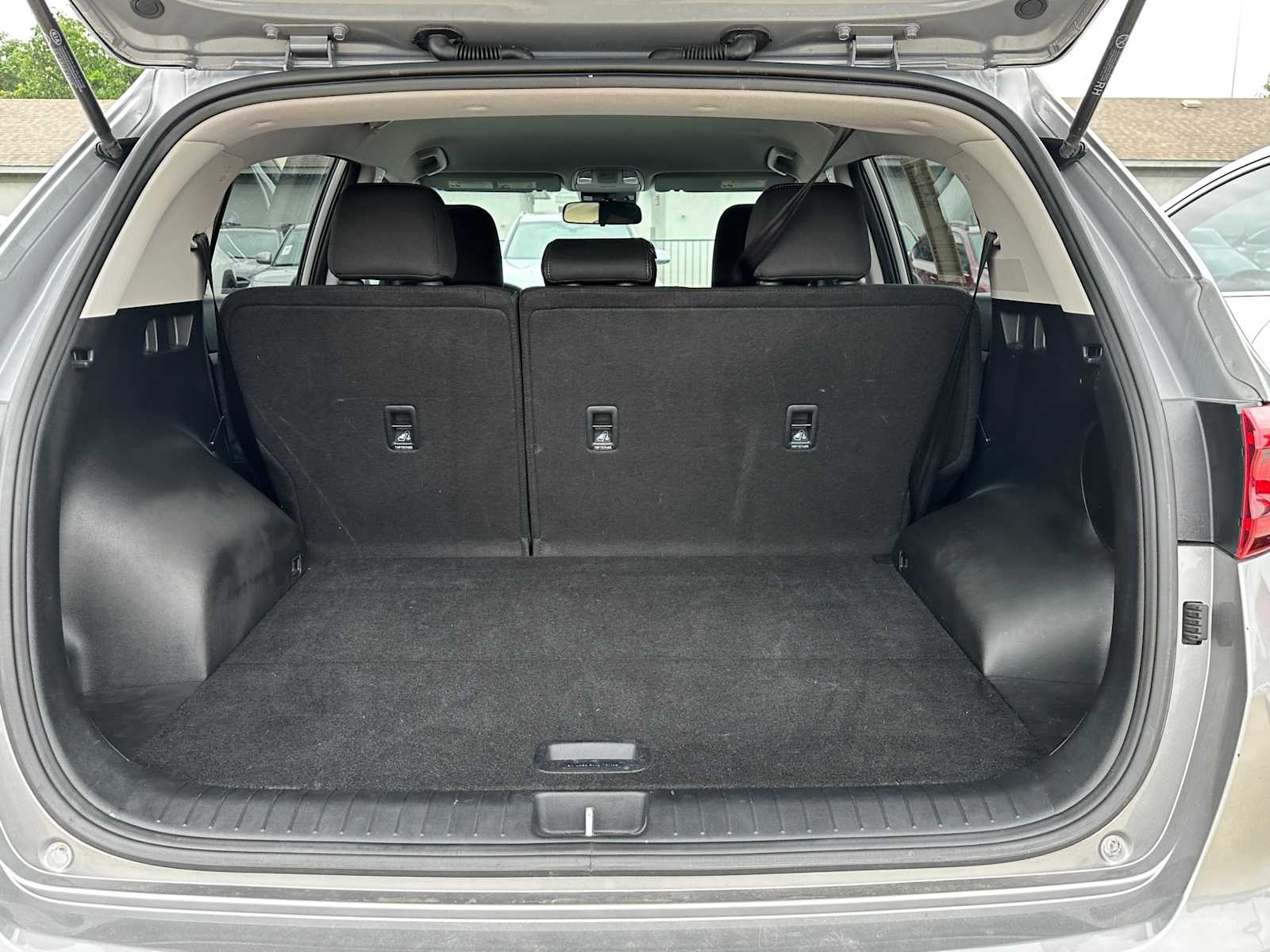 Thumbnail: 2022 Kia Sportage - 30