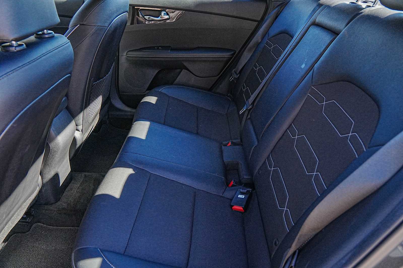 Thumbnail: 2021 Kia Forte - 29