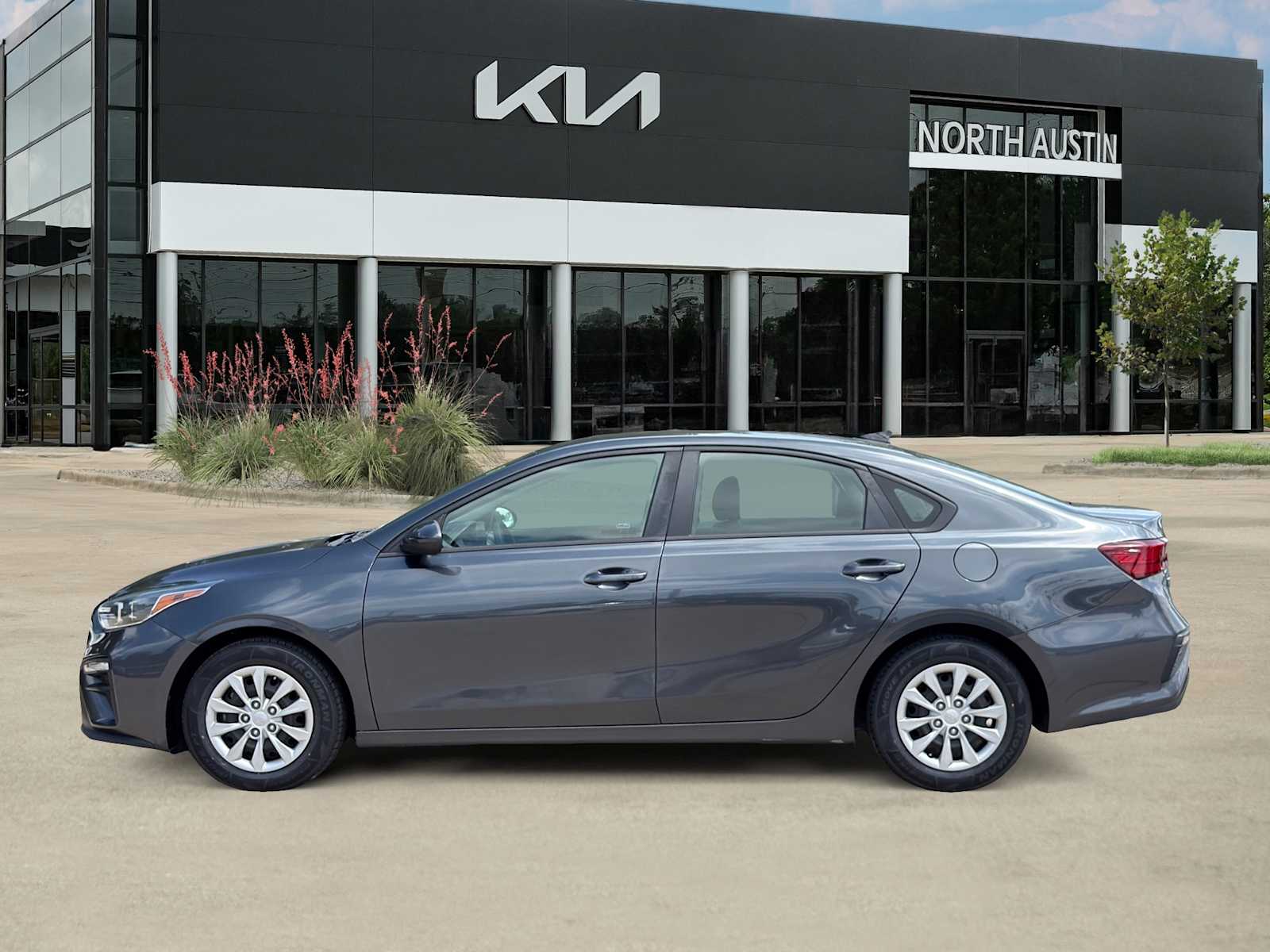 Thumbnail: 2019 Kia Forte - 4