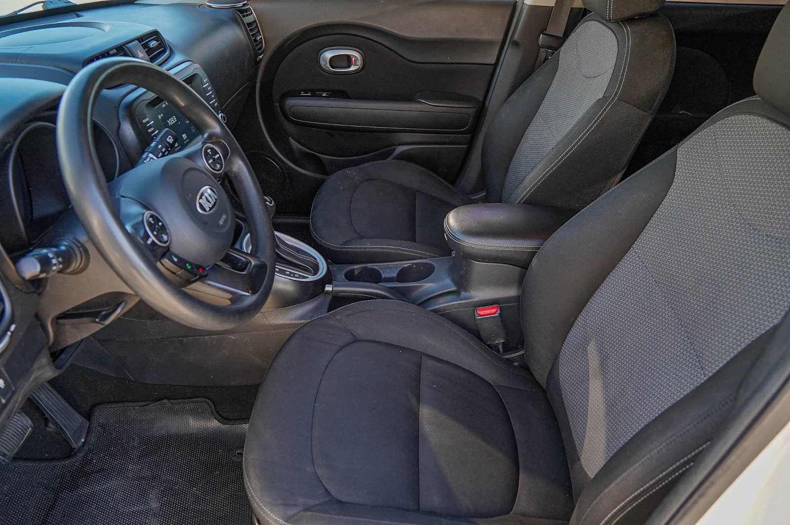 Thumbnail: 2019 Kia Soul - 10