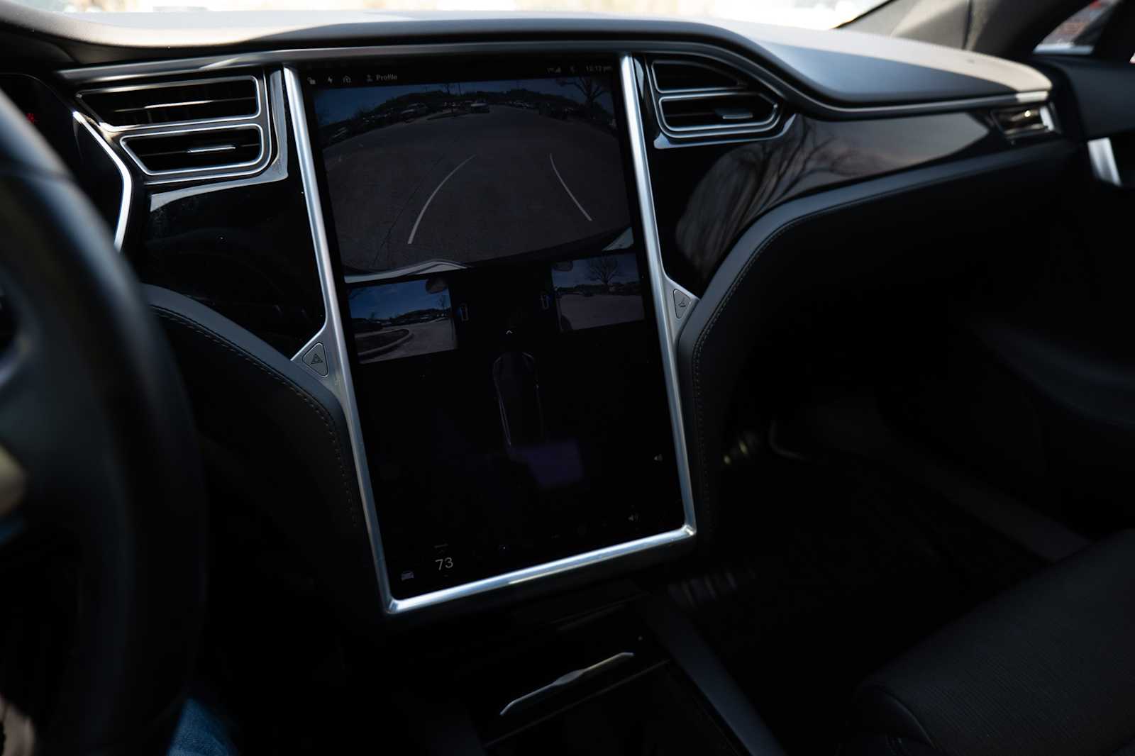 Thumbnail: 2017 Tesla Model S - 16