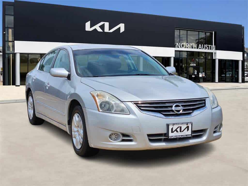 Thumbnail: 2011 Nissan Altima - 3