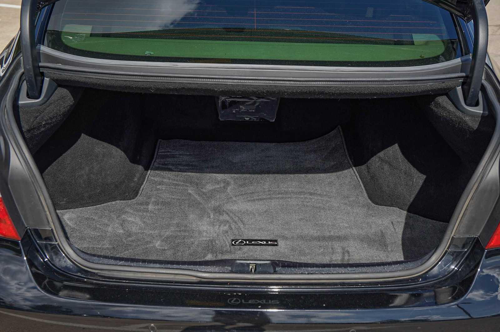 Thumbnail: 2012 Lexus LS - 34