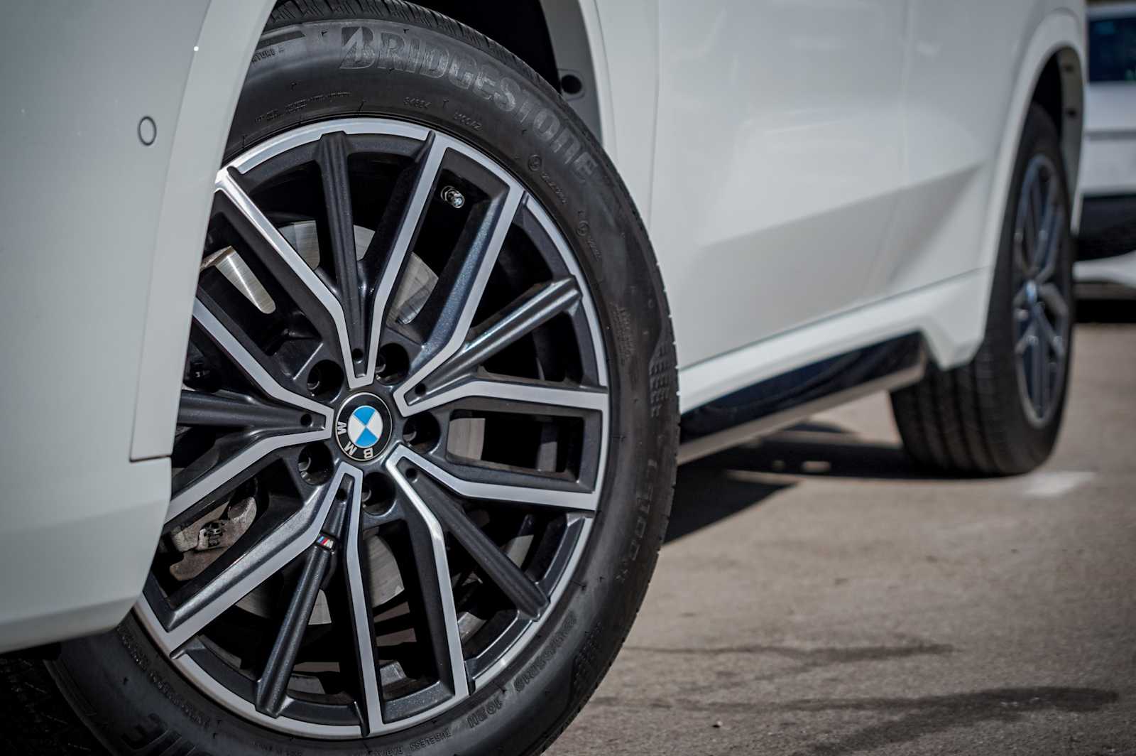 Thumbnail: 2024 BMW X1 - 2