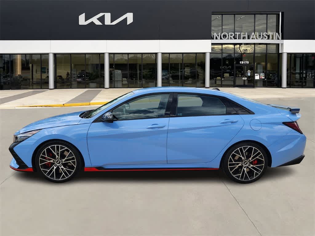 Thumbnail: 2023 Hyundai Elantra - 4