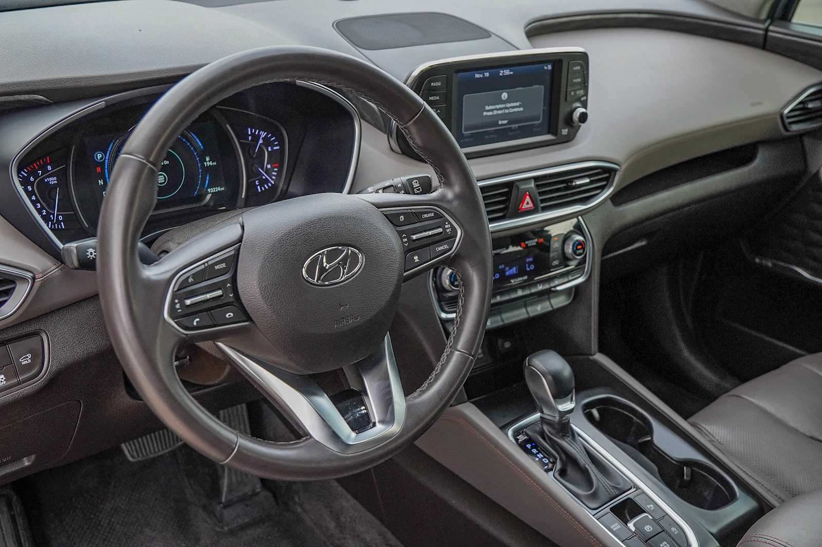 Thumbnail: 2019 Hyundai Santa Fe - 9