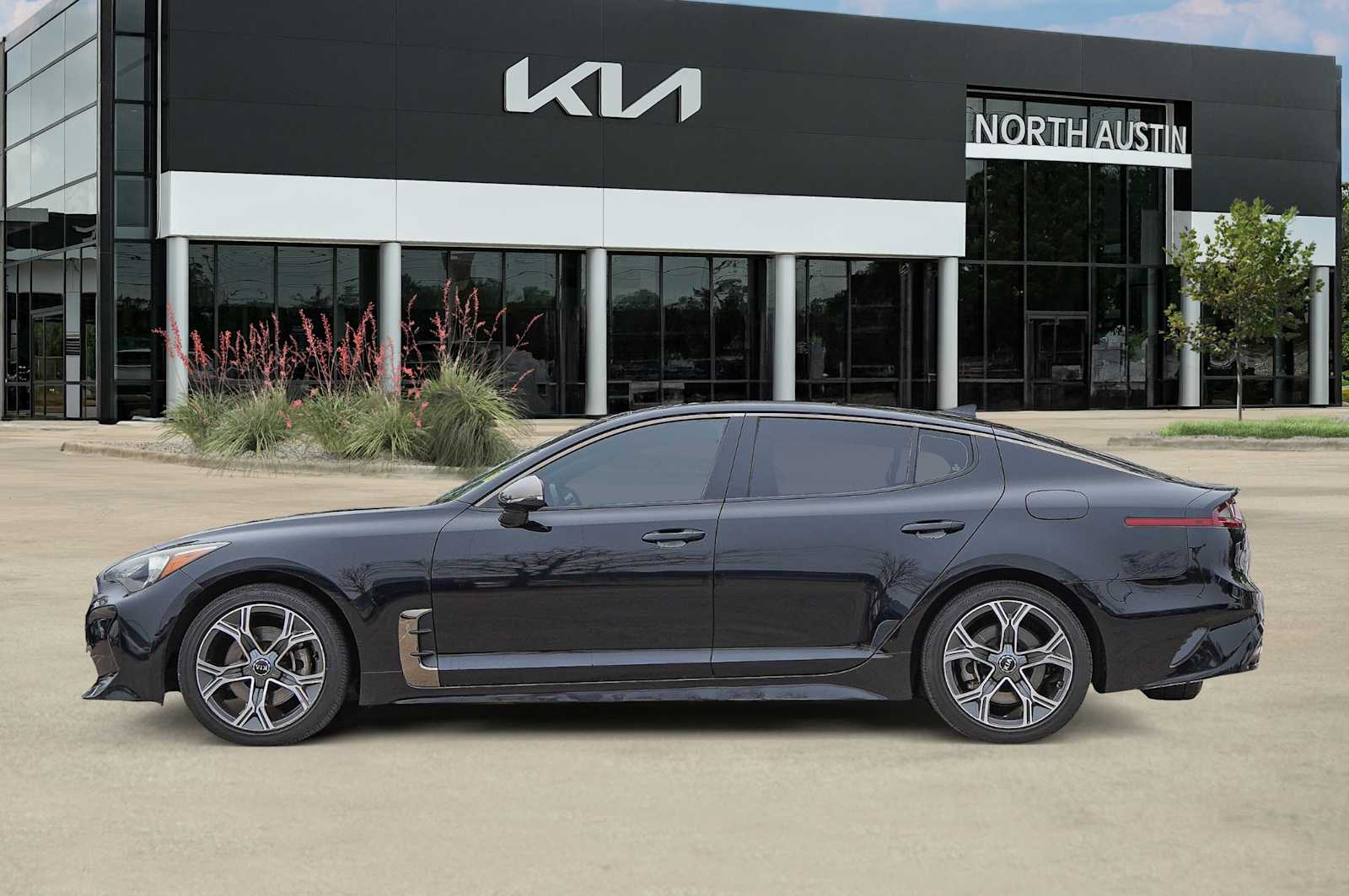 Thumbnail: 2021 Kia Stinger - 4