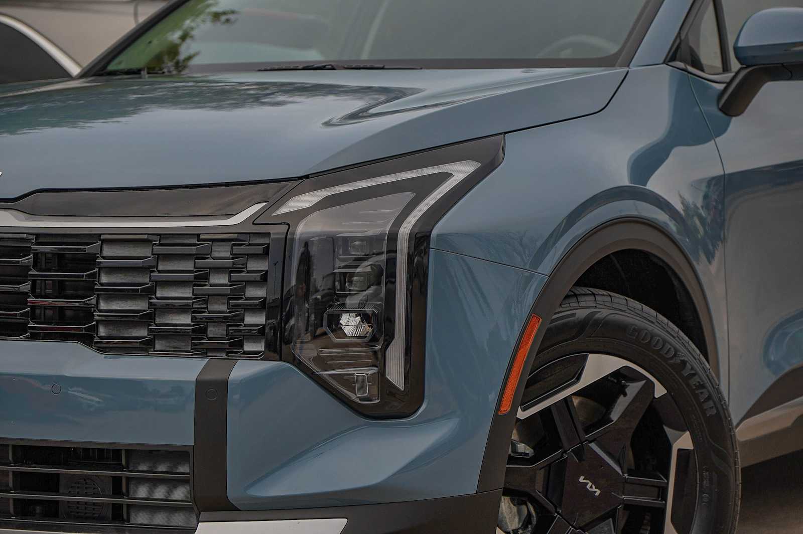 Thumbnail: 2026 Kia Sportage - 4