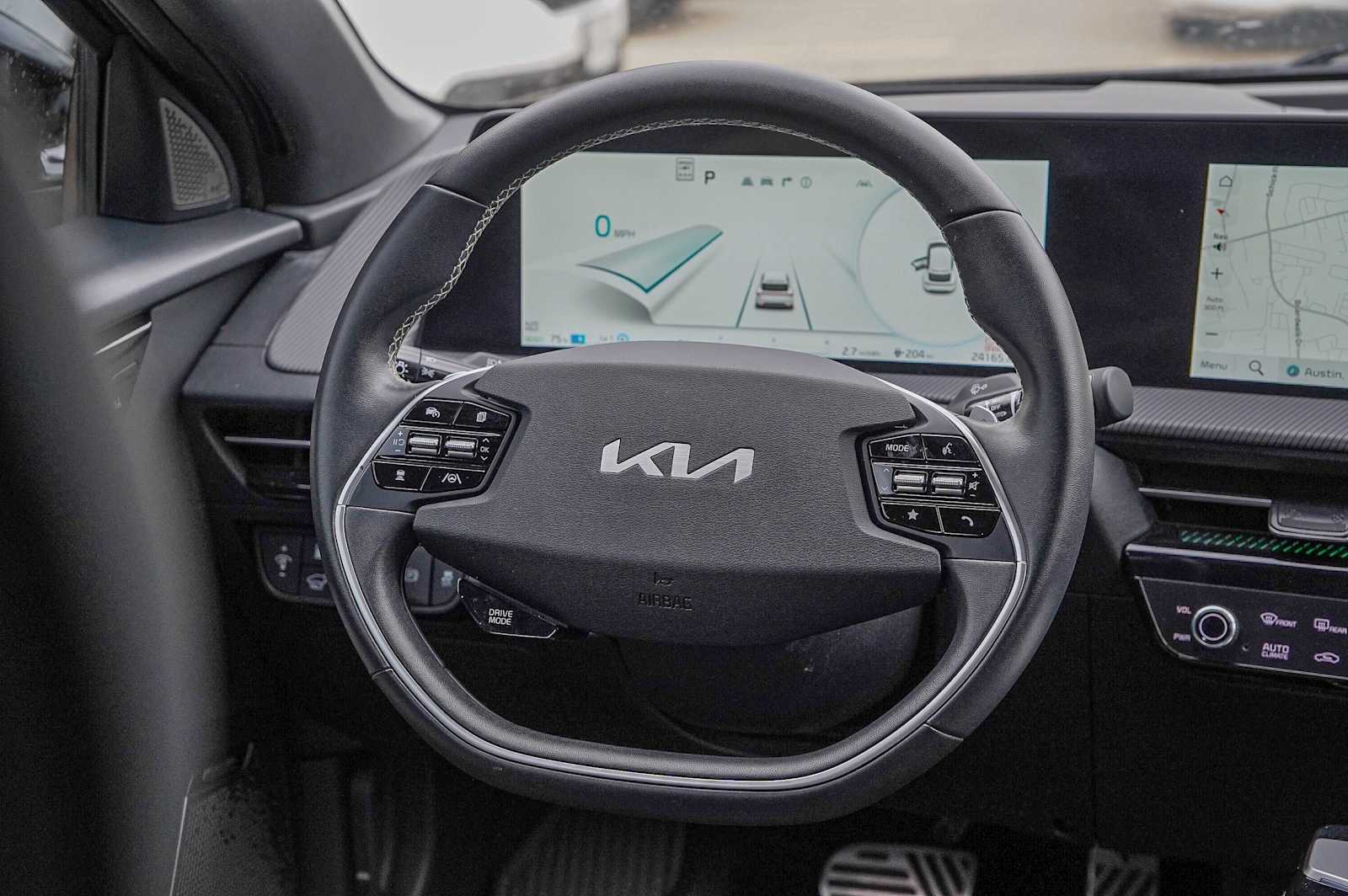 Thumbnail: 2022 Kia EV6 - 27