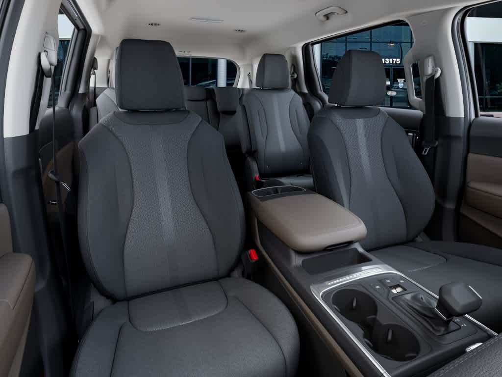 Thumbnail: 2026 Kia Carnival - 15