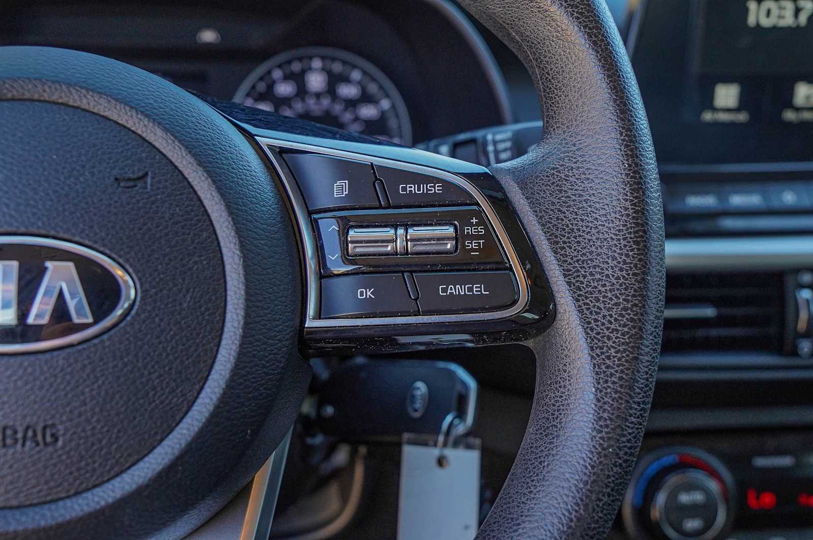 Thumbnail: 2019 Kia Forte - 14