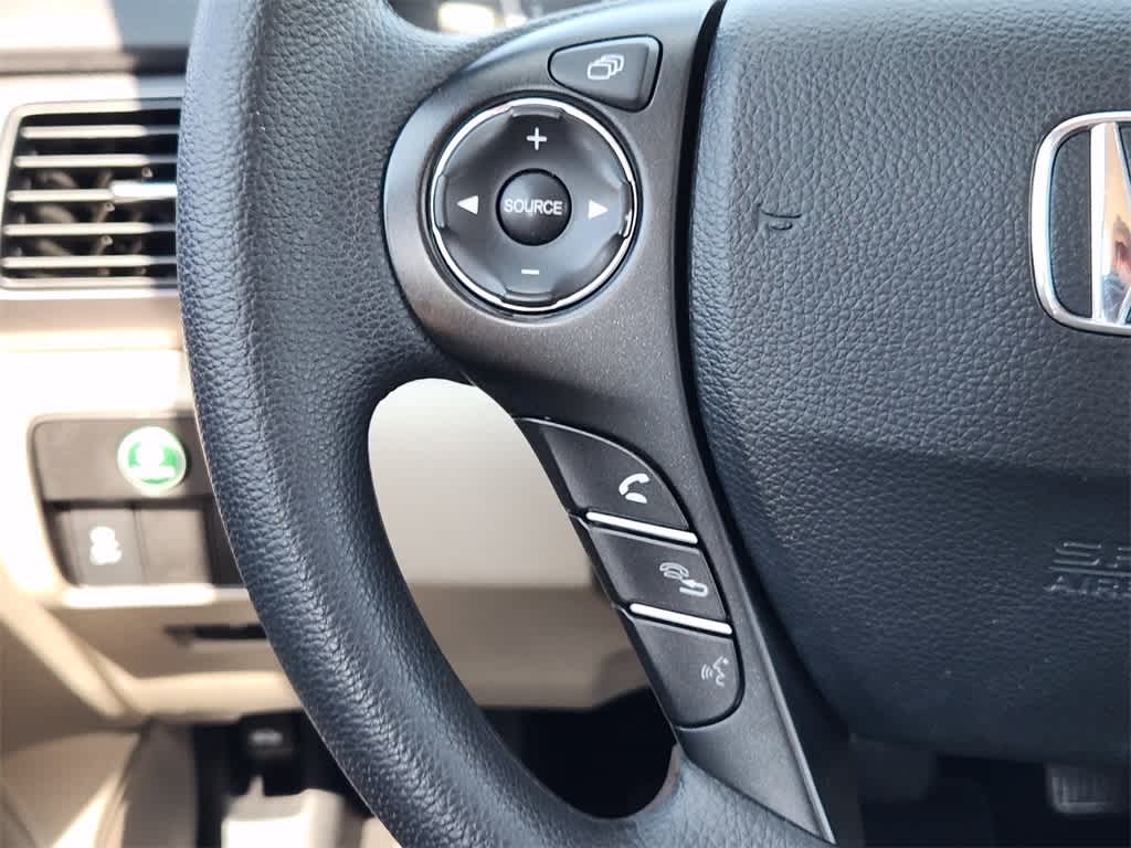 Thumbnail: 2015 Honda Accord - 25